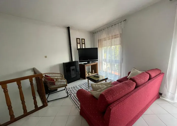 Casa Sr Do Calvario * Pacos de Ferreira